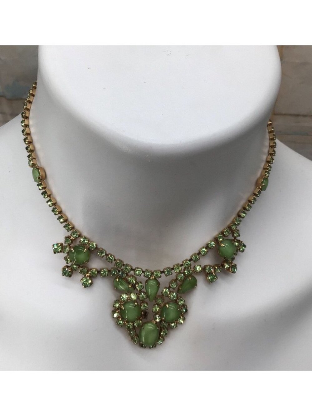 Vintage Green Glass & Rhinestone Gold-Tone Statement Necklace Adjustable Length